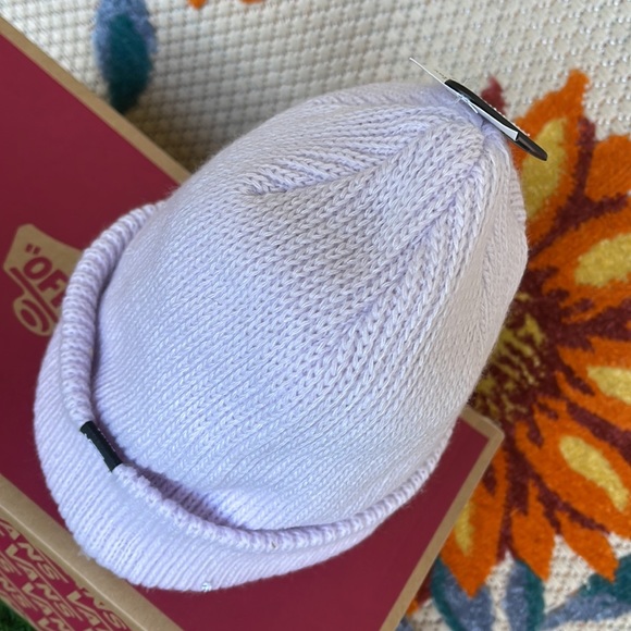 VANS CORE BASIC LIGHT LILAC LAVANDER FOG BEANIE - Picture 4 of 16